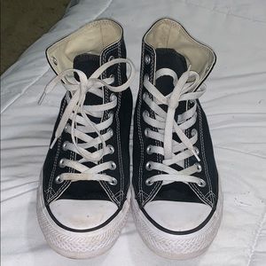 Unisex converse!